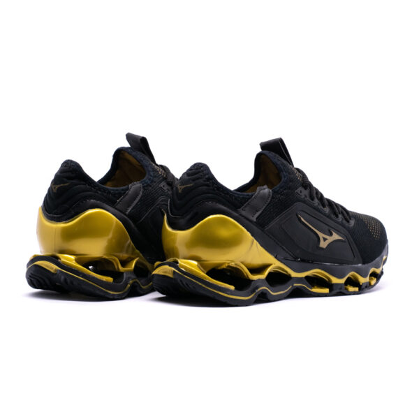 tenis-mizuno-wave-prophecy-x-knit-1041862-preto-e-ouro-51-378c6a9ed043c346d416360301776176-1024-1024